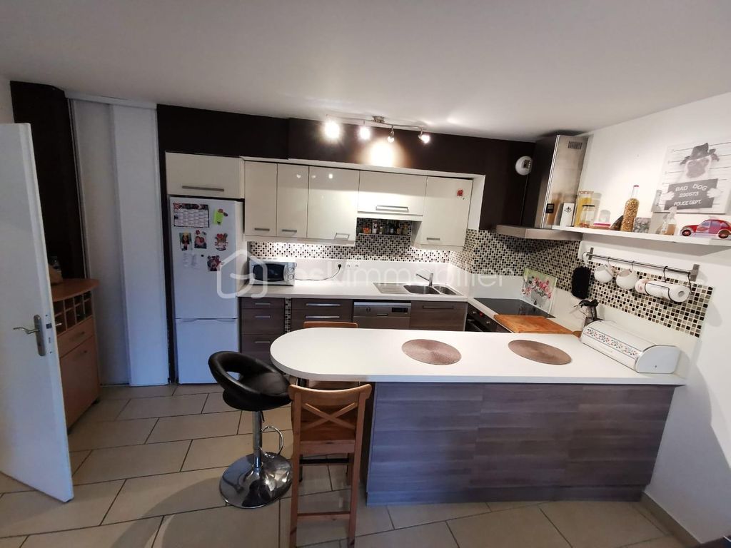 Achat appartement à vendre 3 pièces 71 m² - Corbeil-Essonnes