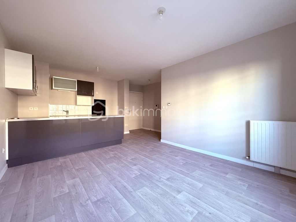 Achat appartement à vendre 3 pièces 53 m² - Corbeil-Essonnes