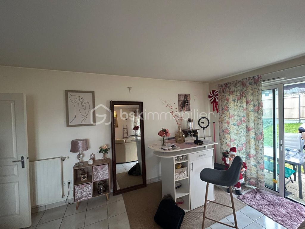 Achat appartement à vendre 2 pièces 50 m² - La Chapelle-Saint-Aubin