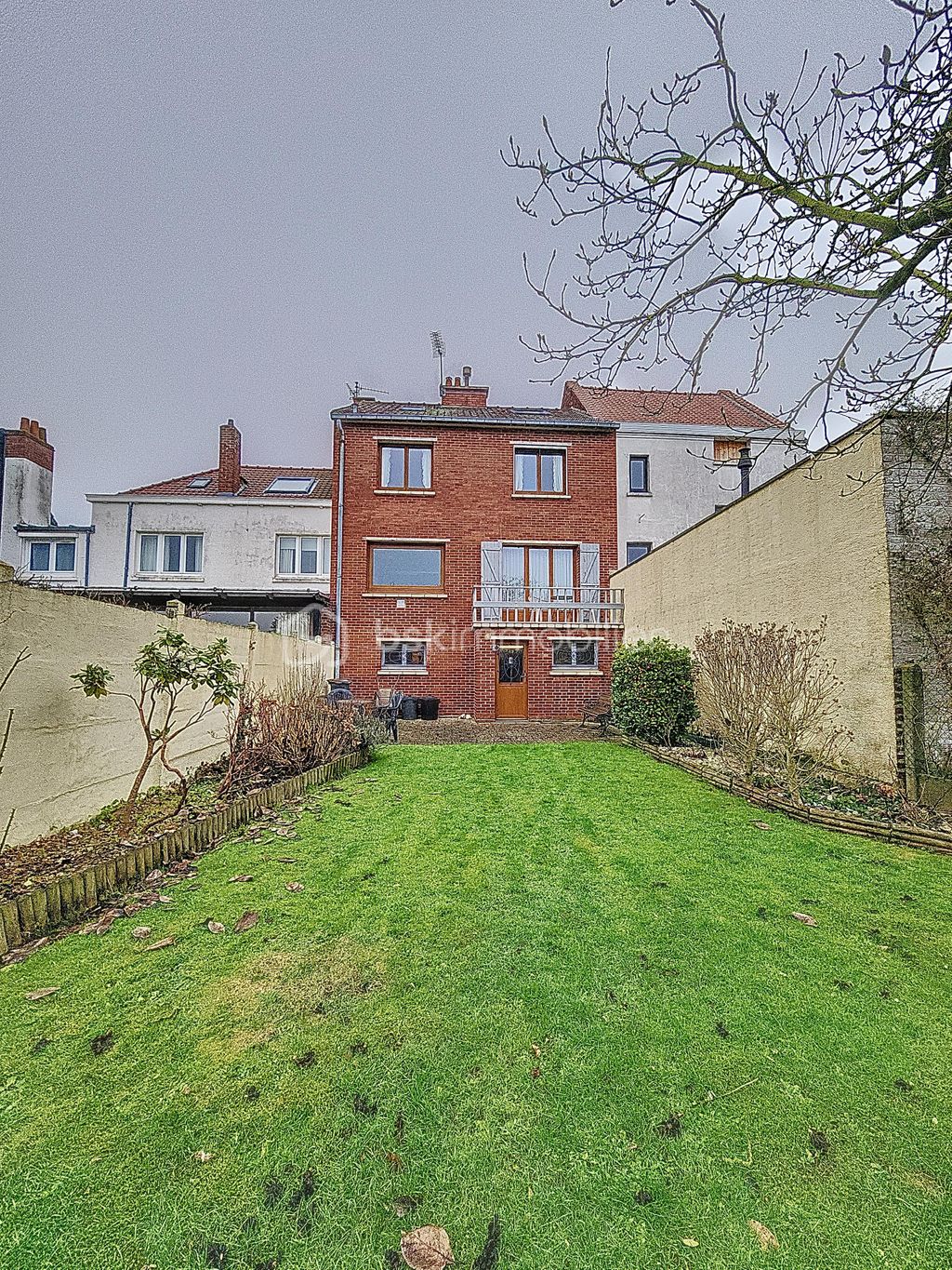 Achat maison à vendre 4 chambres 109 m² - Villeneuve-d'Ascq