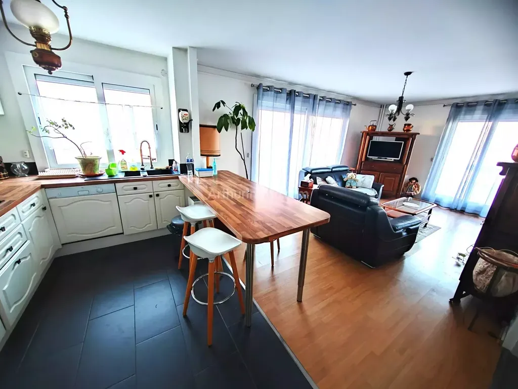 Achat appartement à vendre 4 pièces 80 m² - Chelles