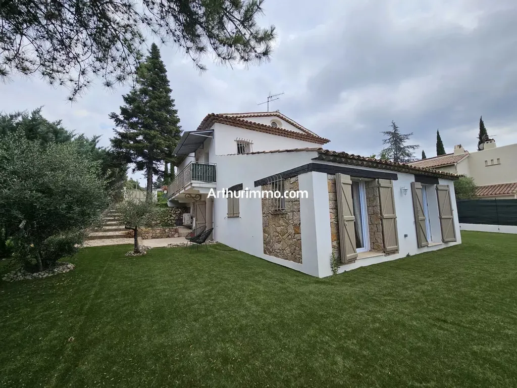 Achat maison à vendre 3 chambres 135 m² - Draguignan