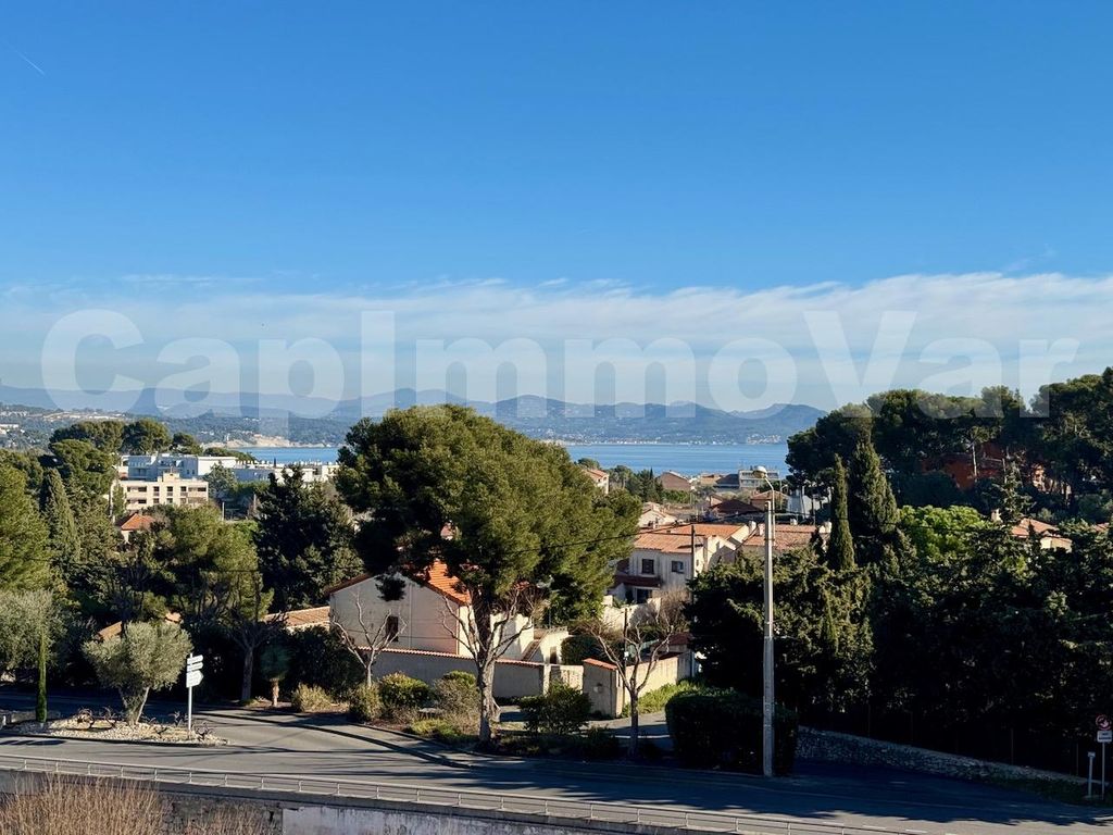 Achat appartement à vendre 3 pièces 56 m² - La Ciotat