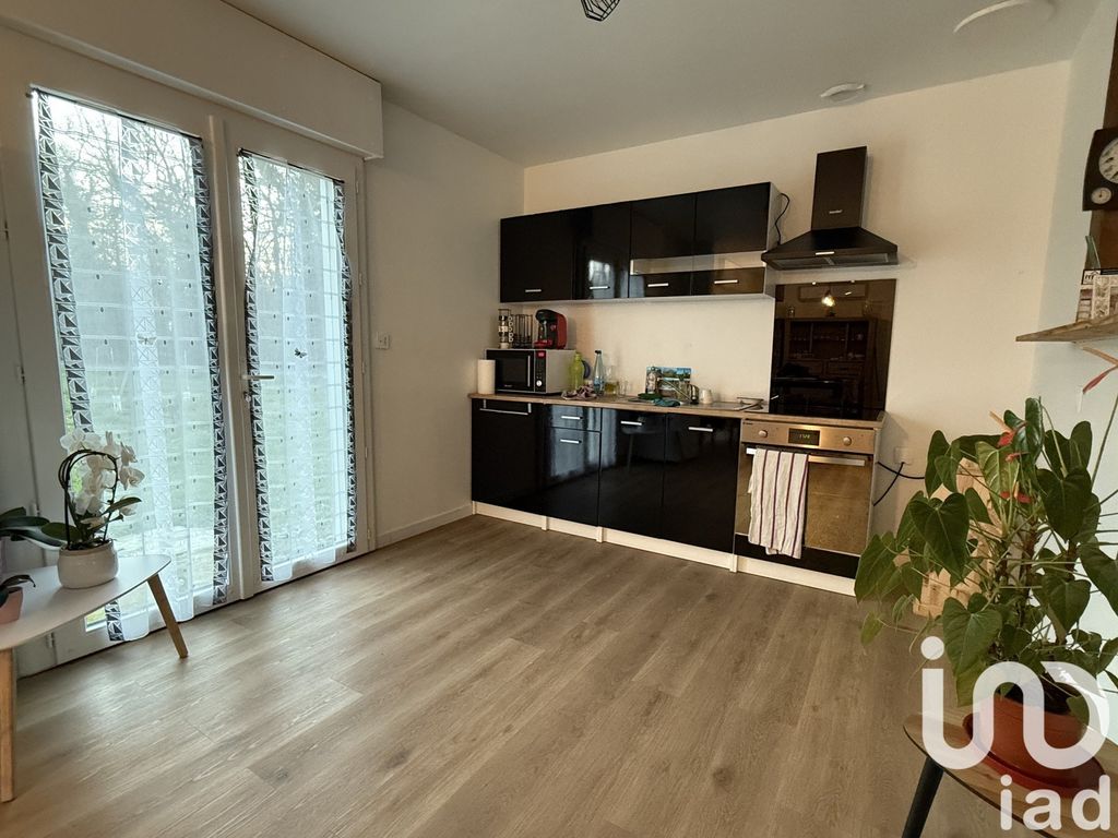 Achat maison à vendre 2 chambres 87 m² - Jonzac