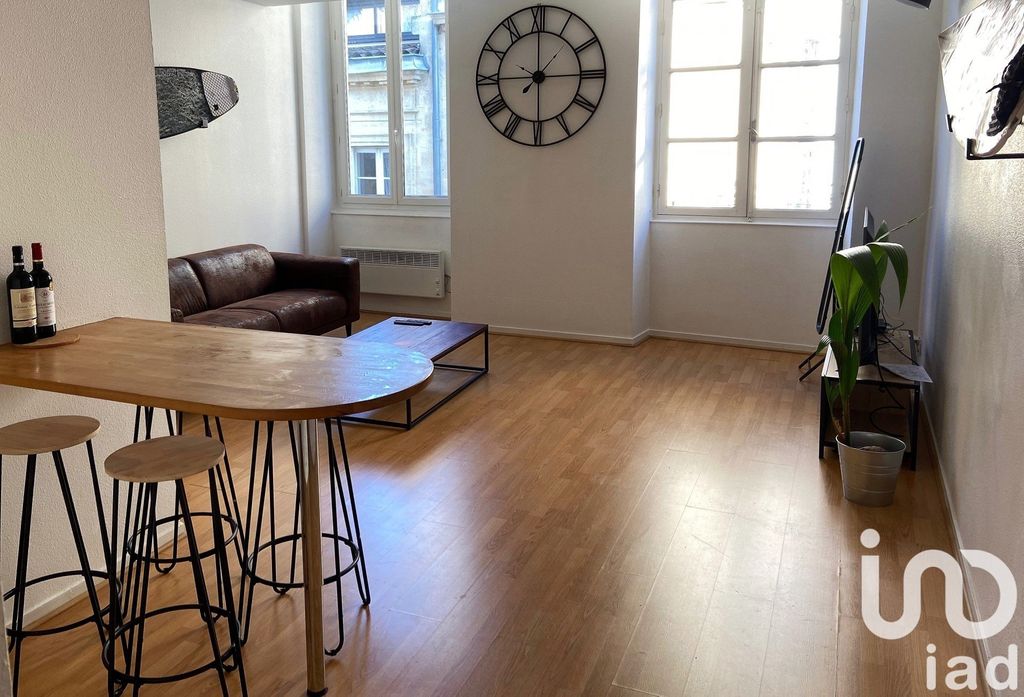 Achat appartement à vendre 2 pièces 48 m² - Bordeaux