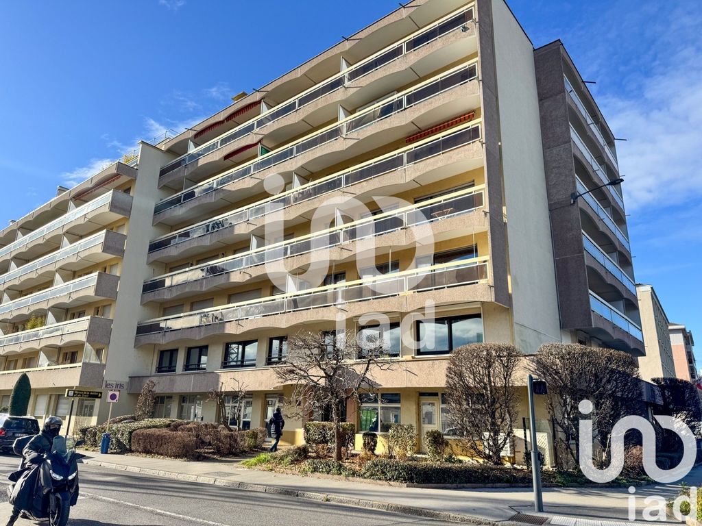 Achat appartement à vendre 4 pièces 92 m² - Annemasse