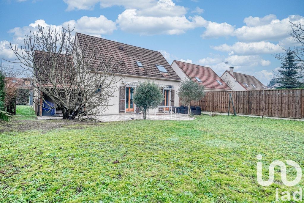 Achat maison à vendre 4 chambres 120 m² - Lagny-sur-Marne