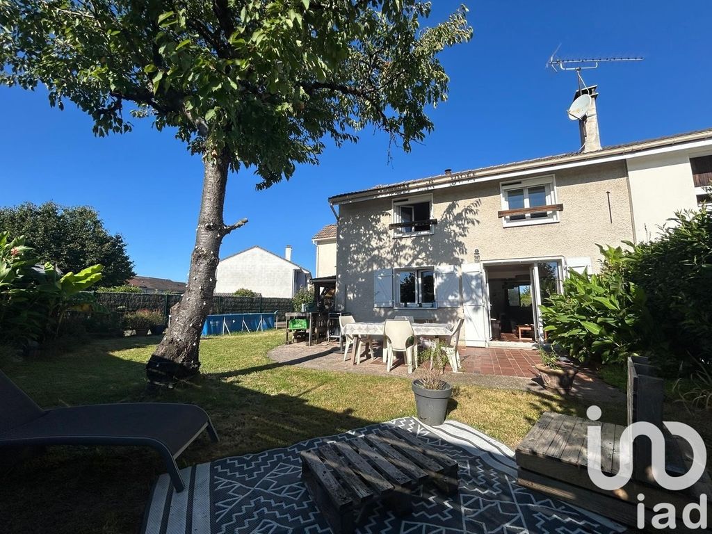 Achat maison à vendre 5 chambres 125 m² - Le Plessis-Pâté