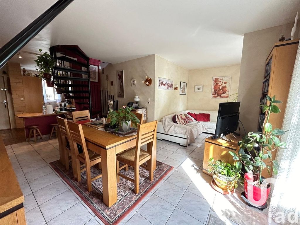 Achat maison à vendre 3 chambres 83 m² - Bondoufle