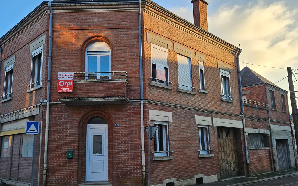 Achat maison à vendre 4 chambres 150 m² - Neufchâtel-sur-Aisne