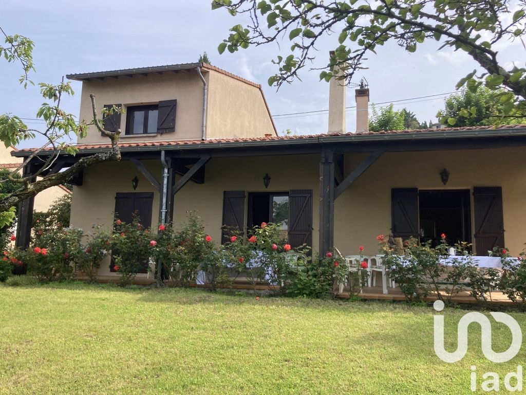 Achat maison à vendre 4 chambres 157 m² - Cournon-d'Auvergne