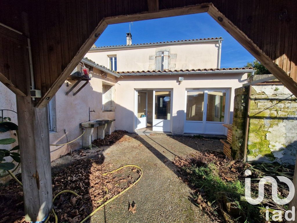 Achat maison à vendre 3 chambres 158 m² - Villedoux