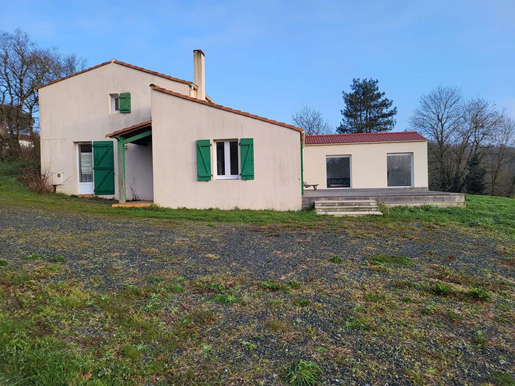 Achat maison à vendre 3 chambres 124 m² - Le Poiré-sur-Vie