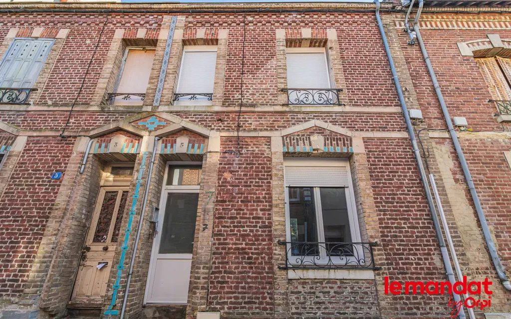 Achat maison à vendre 4 chambres 113 m² - La Fère