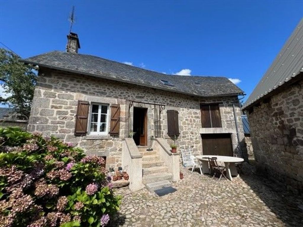 Achat maison à vendre 3 chambres 90 m² - Saint-Martin-la-Méanne