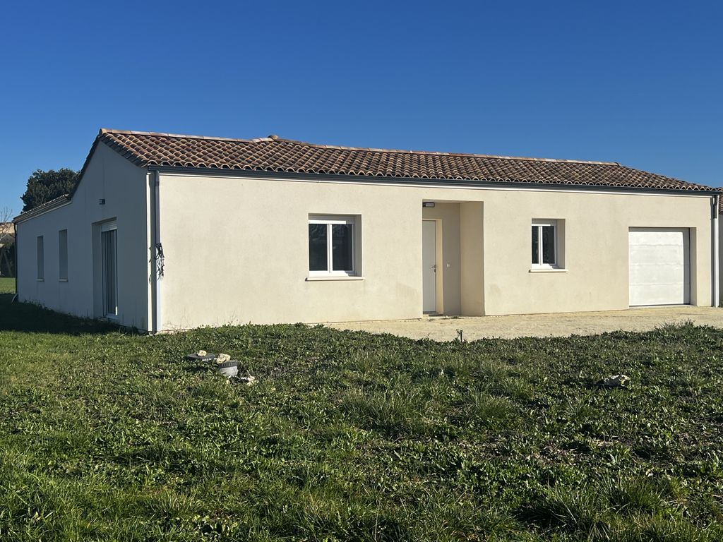 Achat maison à vendre 4 chambres 144 m² - Semoussac