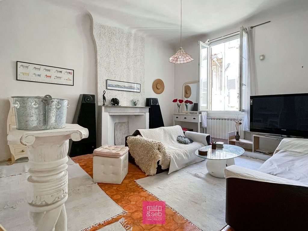 Achat appartement à vendre 2 pièces 58 m² - Marseille 1er arrondissement