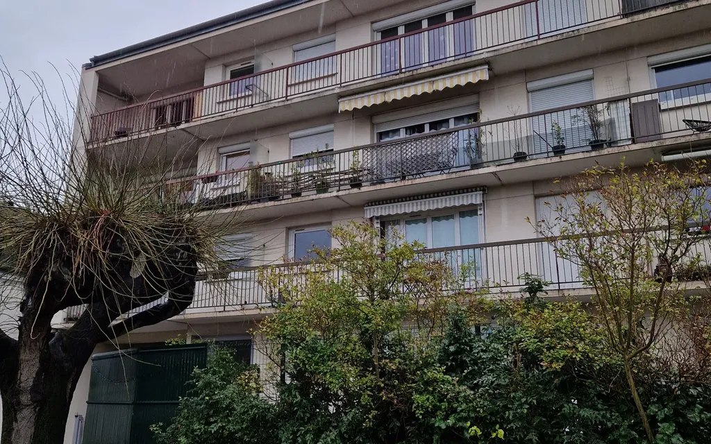 Achat appartement à vendre 4 pièces 82 m² - Sucy-en-Brie