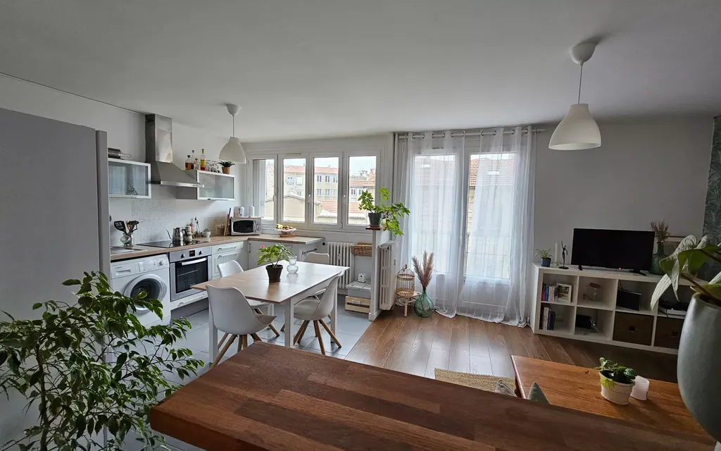 Achat appartement à vendre 3 pièces 59 m² - Saint-Étienne