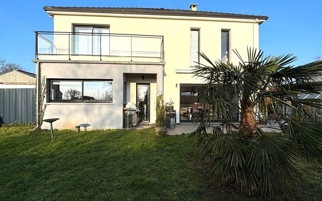 Achat maison à vendre 3 chambres 150 m² - La Capelle-lès-Boulogne