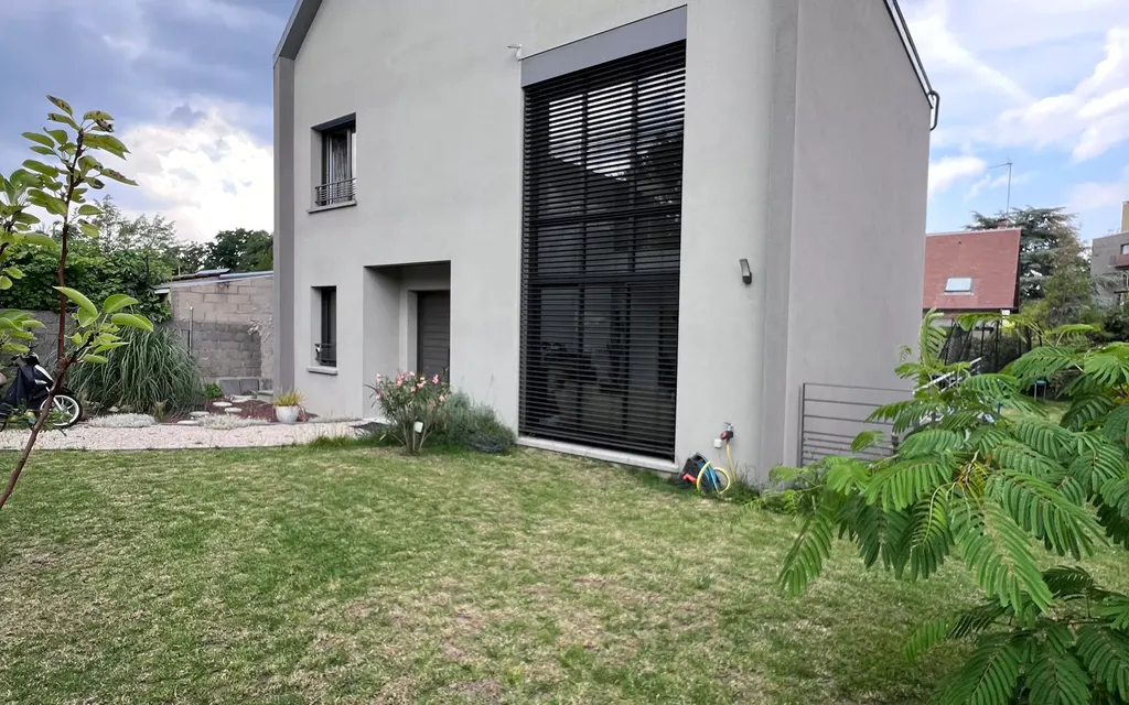 Achat maison à vendre 4 chambres 177 m² - Bry-sur-Marne