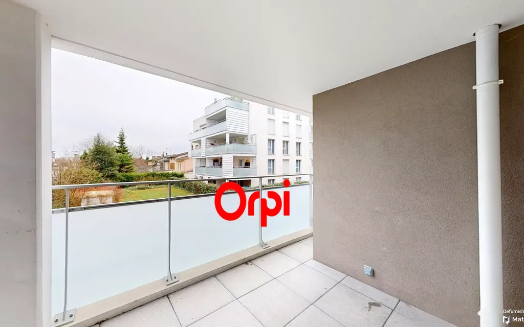 Achat appartement à vendre 4 pièces 79 m² - Vaulx-en-Velin