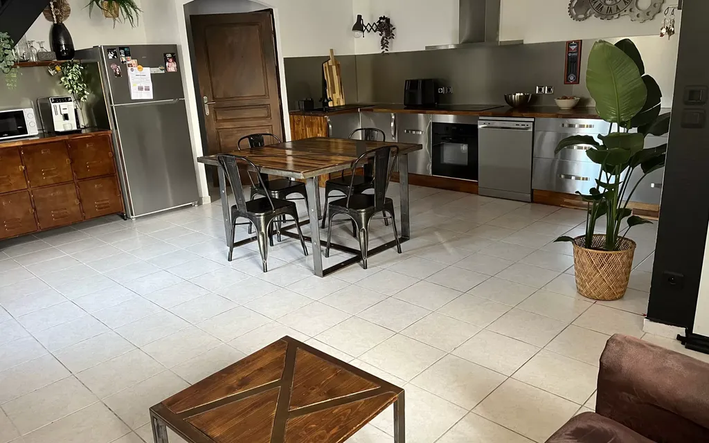 Achat maison à vendre 2 chambres 74 m² - Mèze