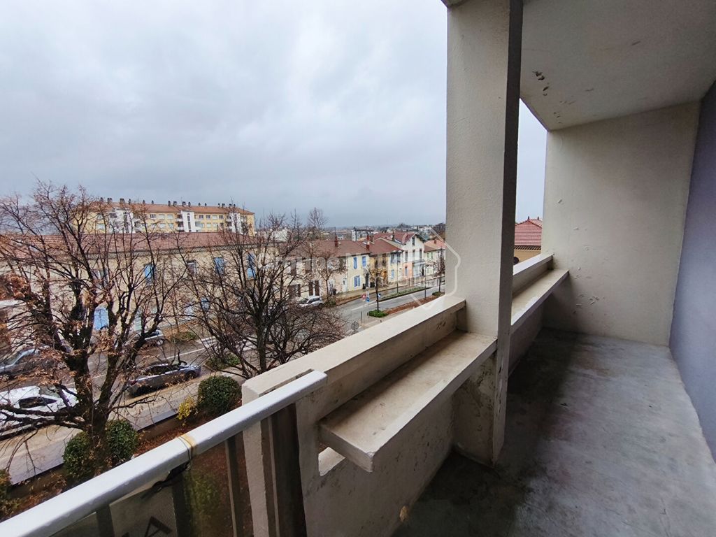 Achat appartement à vendre 3 pièces 57 m² - Bourg-lès-Valence