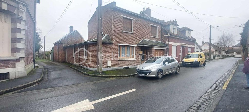 Achat maison à vendre 4 chambres 766 m² - Nesle