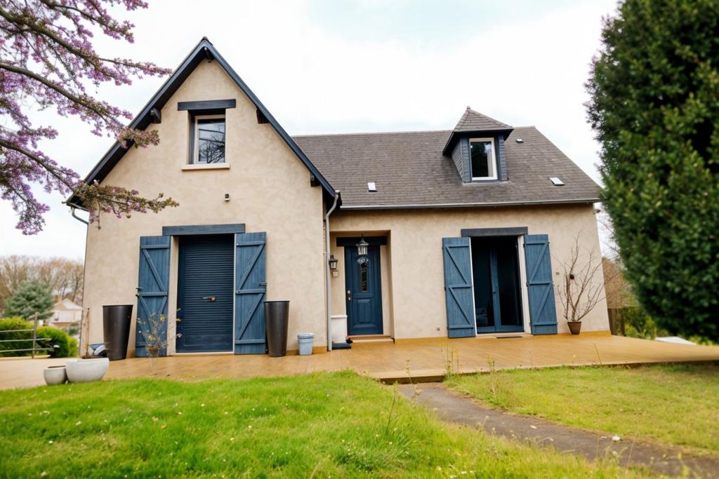 Achat maison à vendre 4 chambres 140 m² - Auzouer-en-Touraine