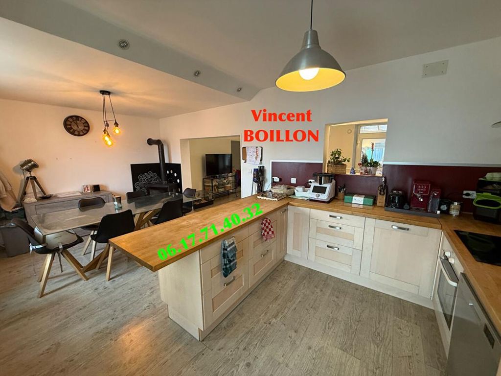 Achat maison à vendre 4 chambres 113 m² - Bethoncourt