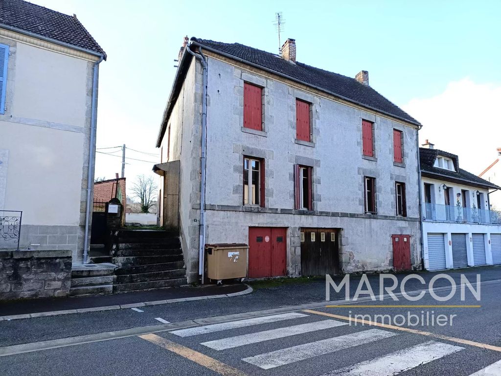 Achat maison à vendre 7 chambres 258 m² - Lavaveix-les-Mines