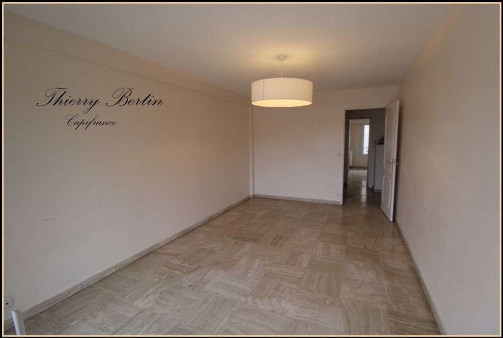 Achat appartement à vendre 2 pièces 48 m² - Vence