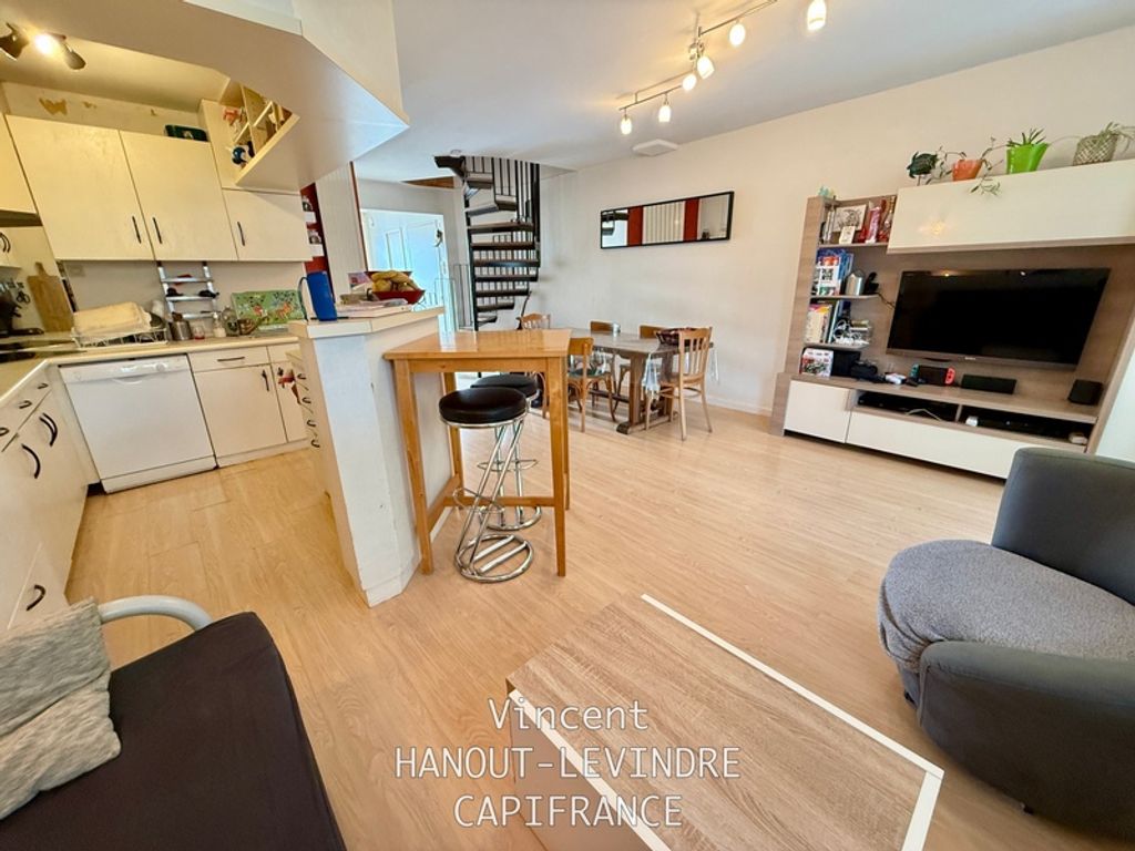 Achat maison à vendre 4 chambres 89 m² - Verrières-en-Anjou