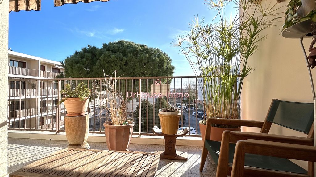 Achat appartement à vendre 4 pièces 76 m² - La Valette-du-Var