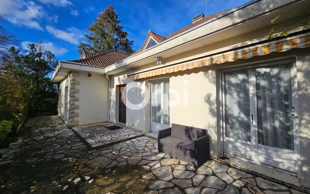 Achat maison à vendre 4 chambres 155 m² - Villemer