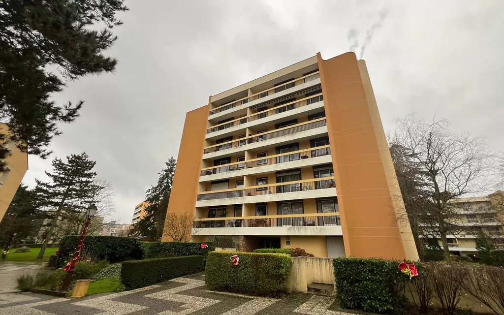 Achat appartement à vendre 4 pièces 83 m² - Élancourt