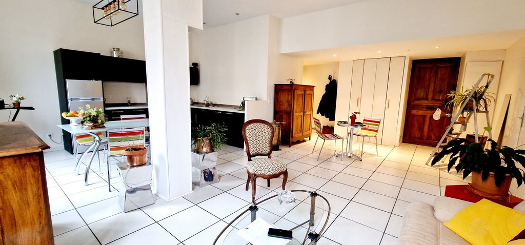 Achat appartement à vendre 3 pièces 76 m² - Grenoble