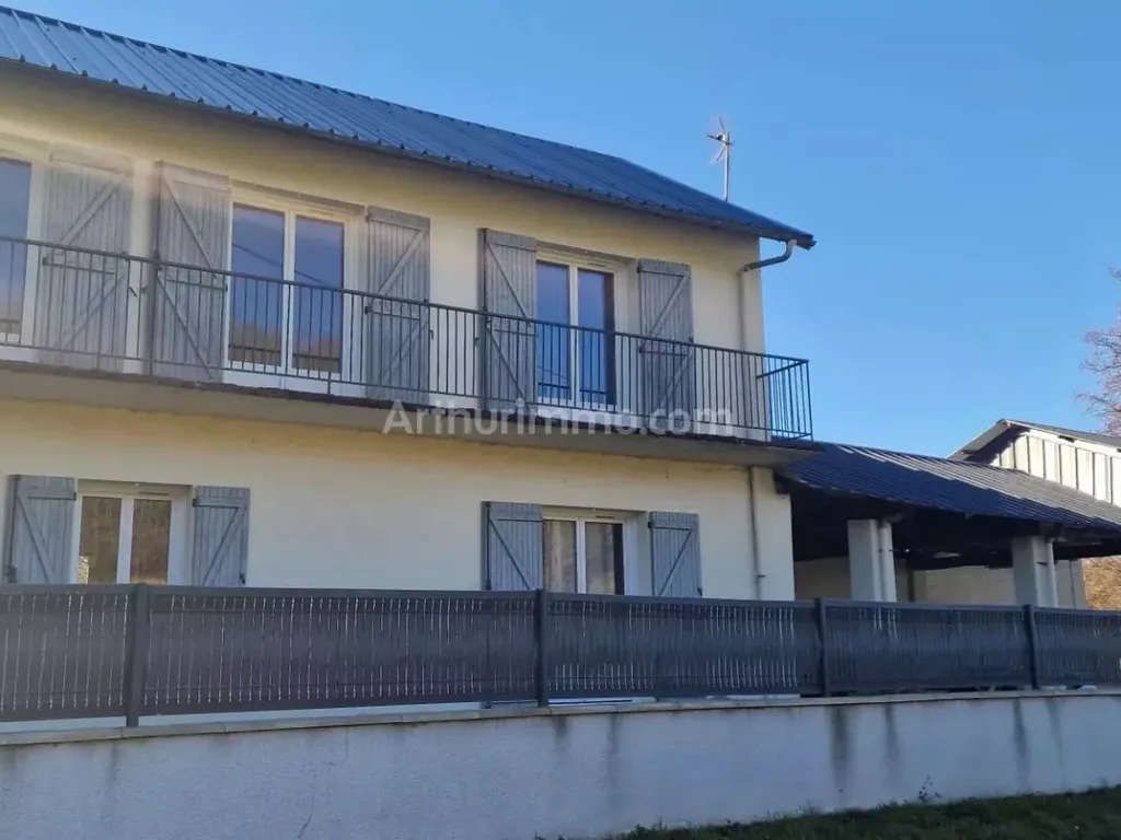 Achat maison à vendre 3 chambres 112 m² - Bénac