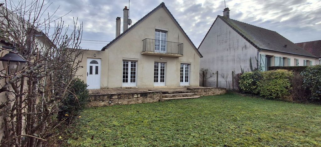 Achat maison à vendre 5 chambres 120 m² - Crépy-en-Valois