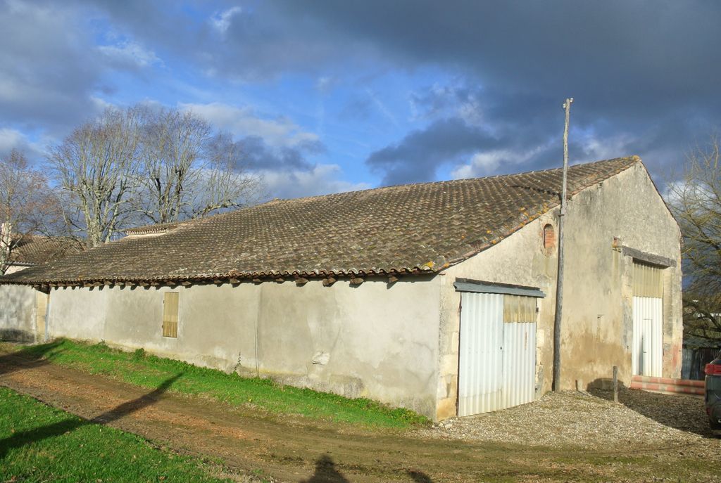 Achat maison à vendre 1 chambre 330 m² - Sainte-Bazeille