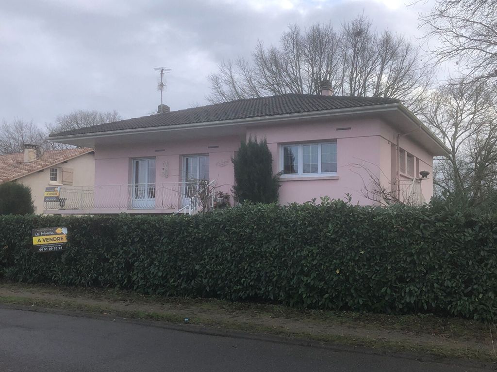 Achat maison à vendre 4 chambres 146 m² - Mont-de-Marsan