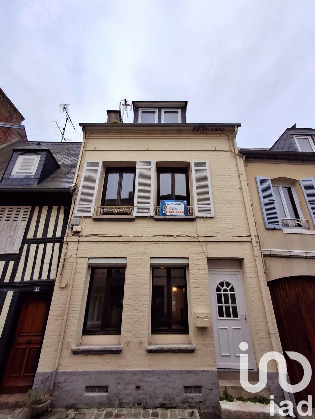 Achat maison à vendre 4 chambres 63 m² - Quillebeuf-sur-Seine