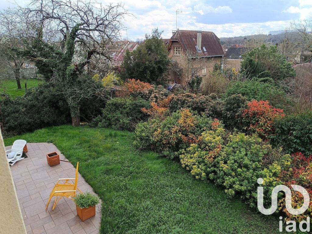 Achat maison à vendre 2 chambres 94 m² - Soisy-sur-Seine