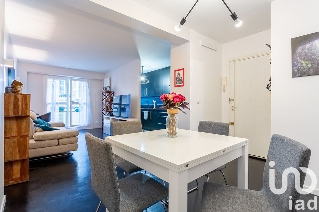 Achat appartement à vendre 3 pièces 71 m² - Paris 17ème arrondissement