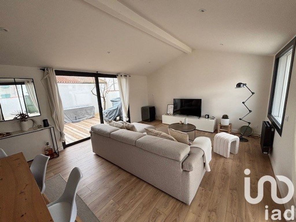 Achat maison à vendre 2 chambres 70 m² - La Flotte