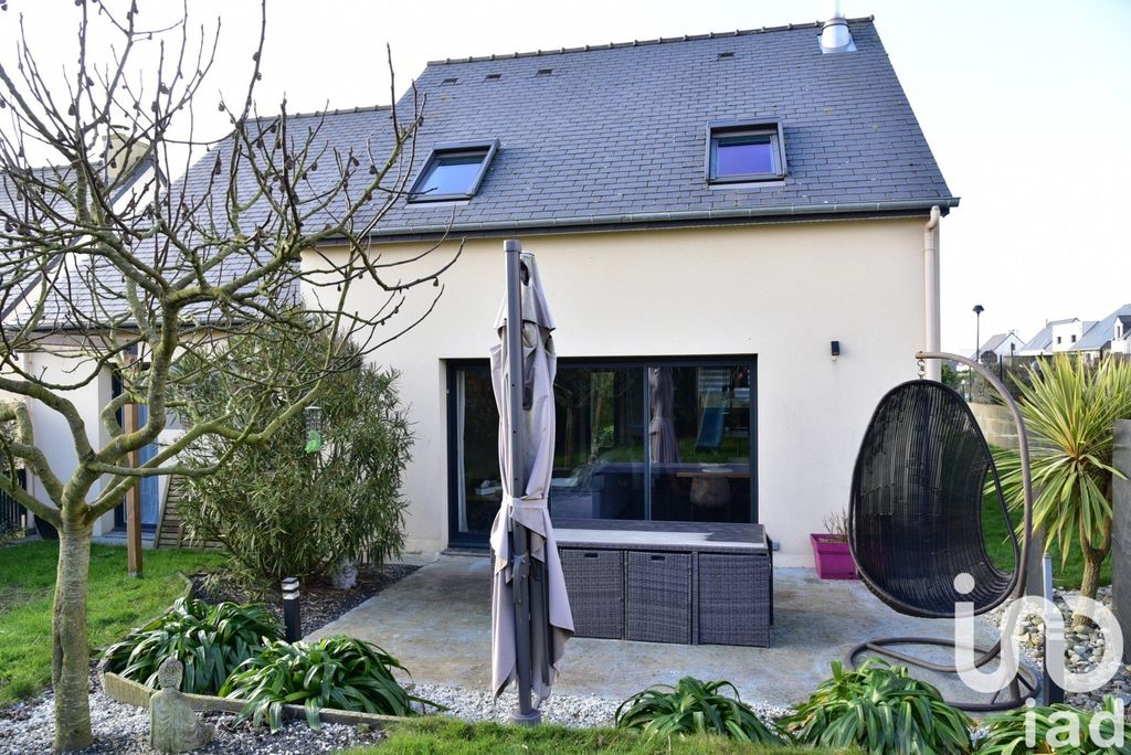 Achat maison à vendre 4 chambres 108 m² - Saint-Aubin-d'Aubigné