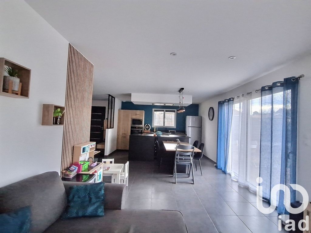 Achat maison à vendre 3 chambres 91 m² - Salles