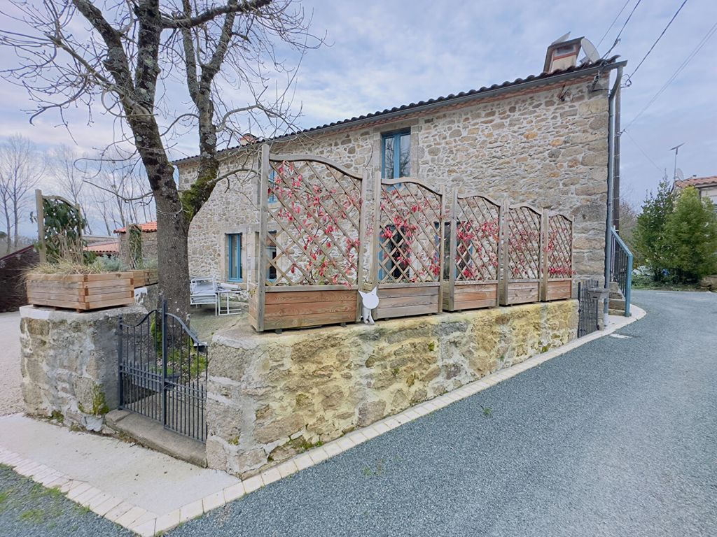 Achat maison à vendre 3 chambres 125 m² - Rives-de-l'Yon