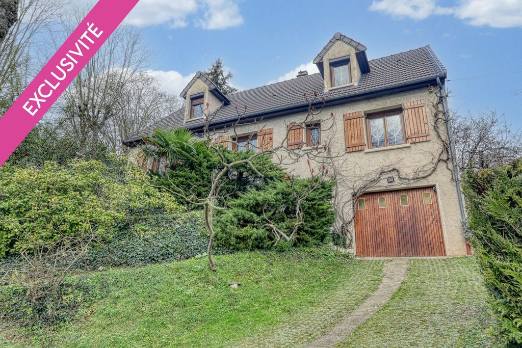 Achat maison à vendre 5 chambres 137 m² - Vaux-sur-Seine